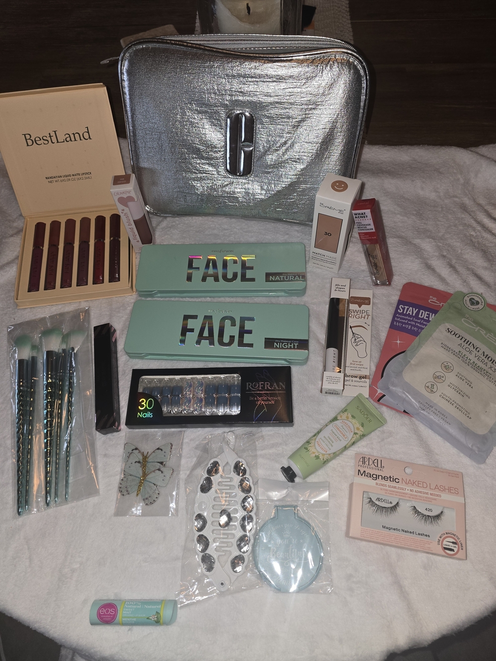 Huge Makeup & Skincare Bundle 17-Pcs! ColourPop, The Crème Shop, REALHER NEW